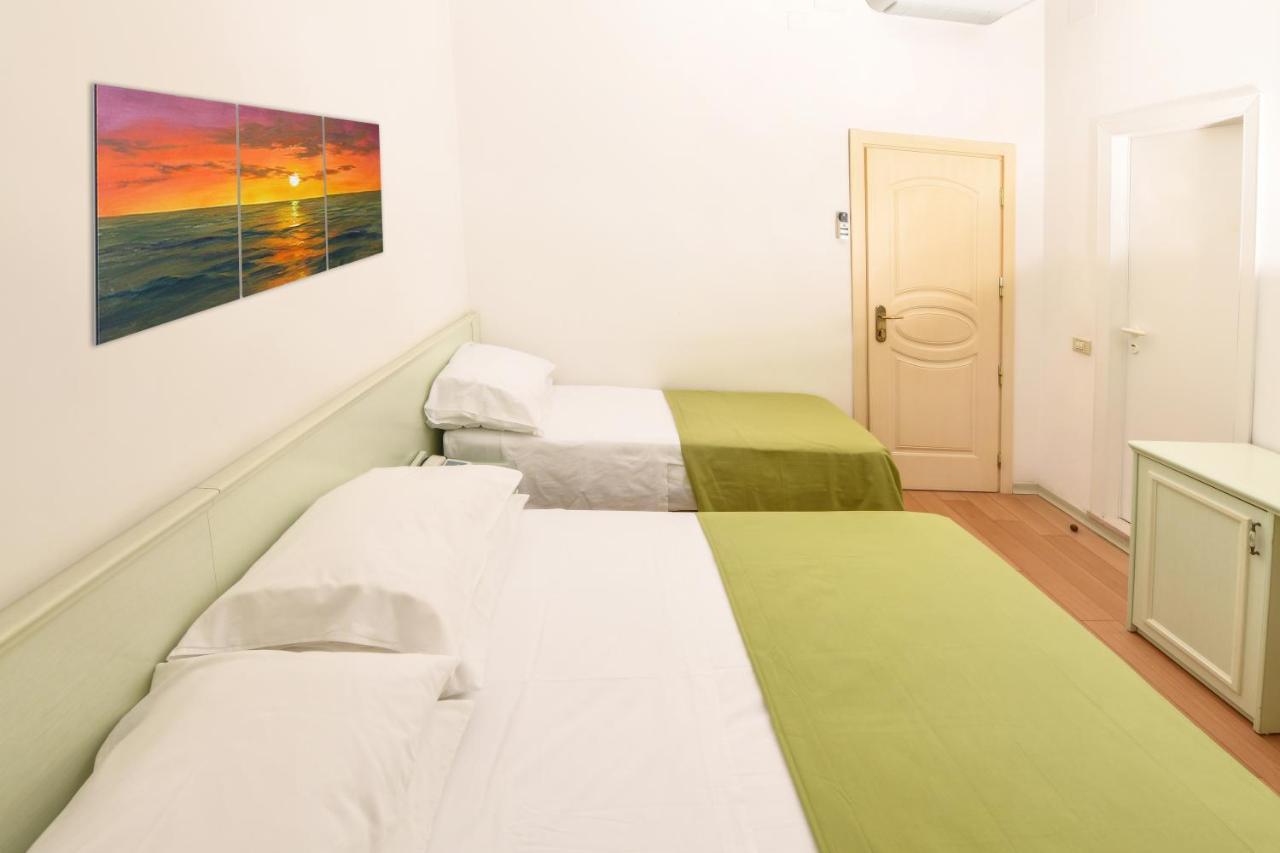 Hotel La Rosa Κατόλικα Εξωτερικό φωτογραφία