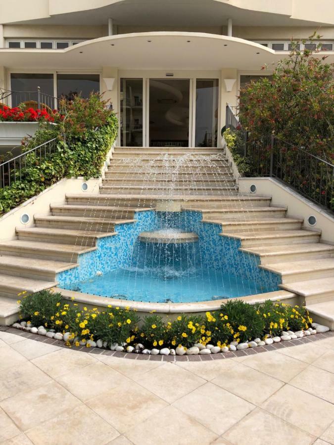 Hotel La Rosa Κατόλικα Εξωτερικό φωτογραφία