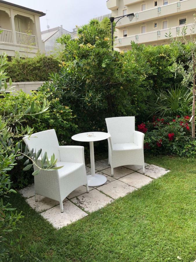 Hotel La Rosa Κατόλικα Εξωτερικό φωτογραφία